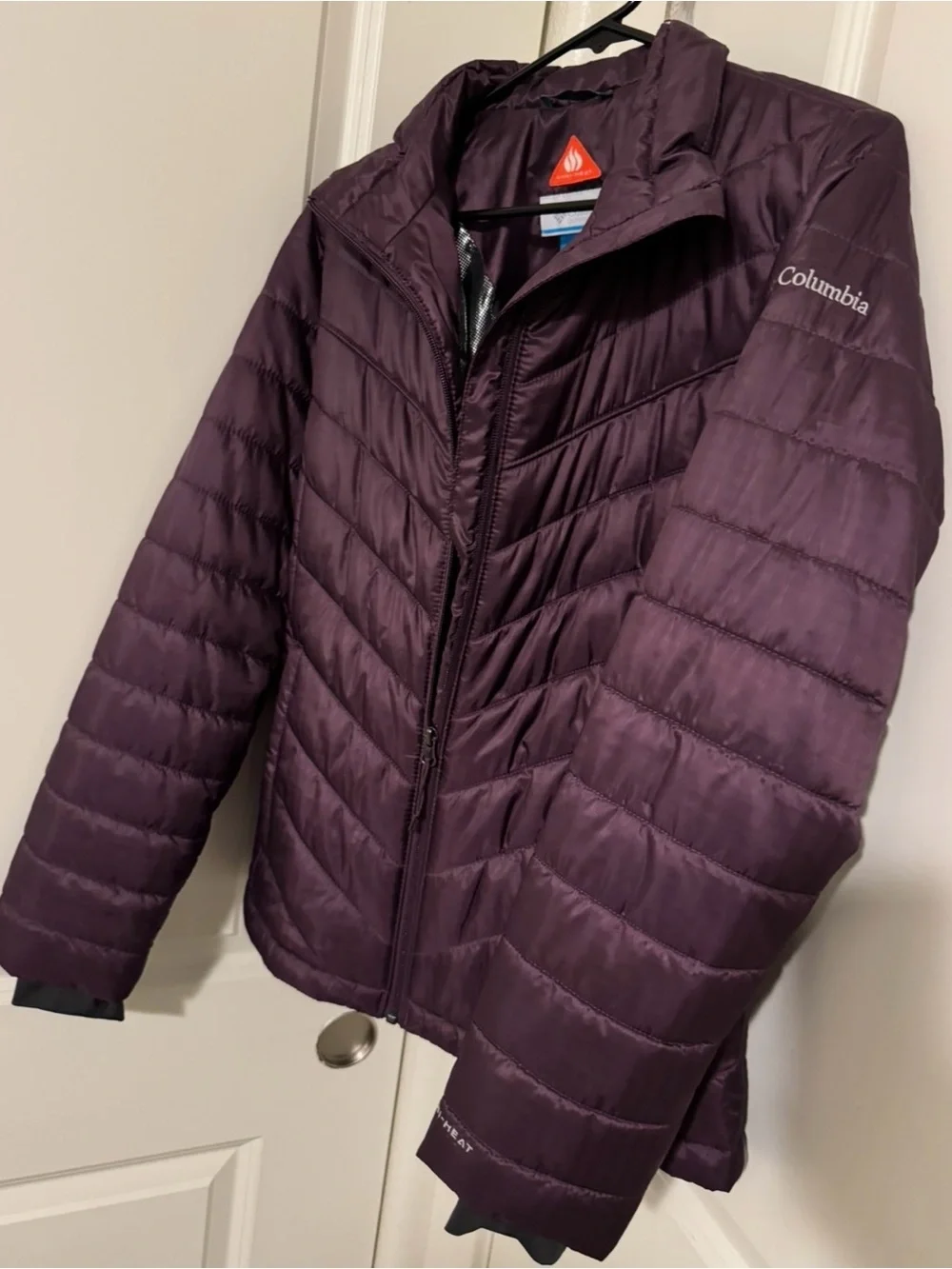 Columbia Women's Plum Quilted Puffer Jacket - Picture 2 of 8